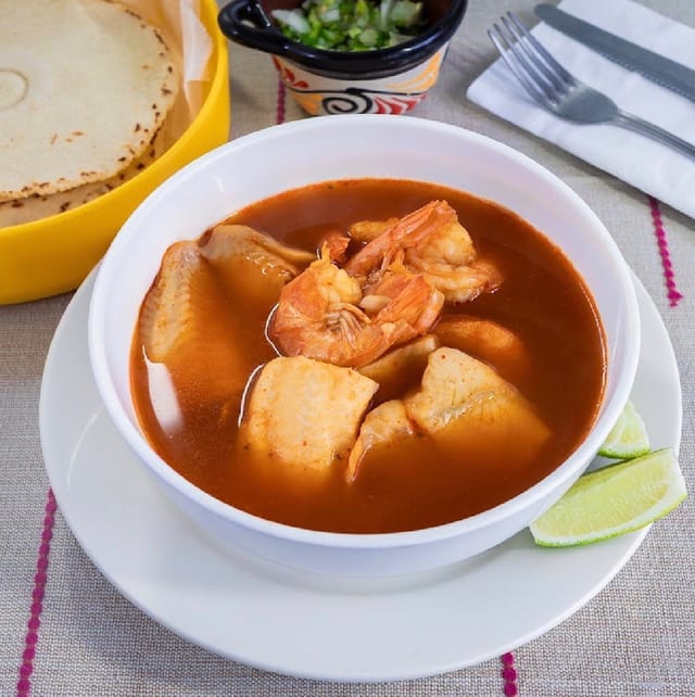 Caldo De Tilapia Y Camaron.