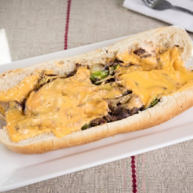 Carne y Queso Sandwich.
